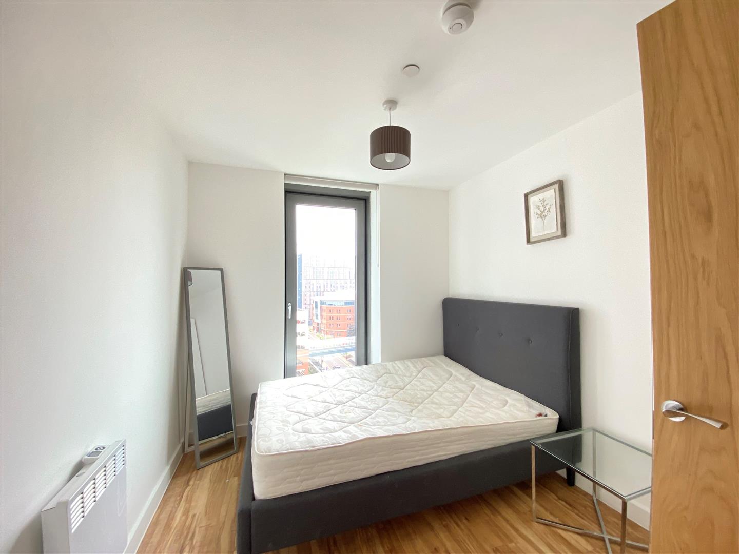2 Bedroom Apartment To Rent image 8